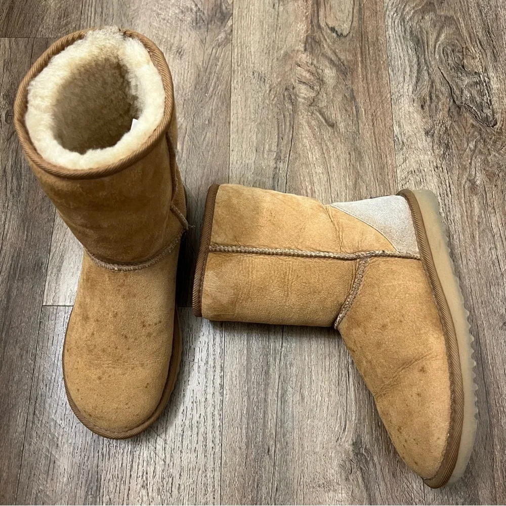 Ugg Australia‎ Womens Classic Short 5825